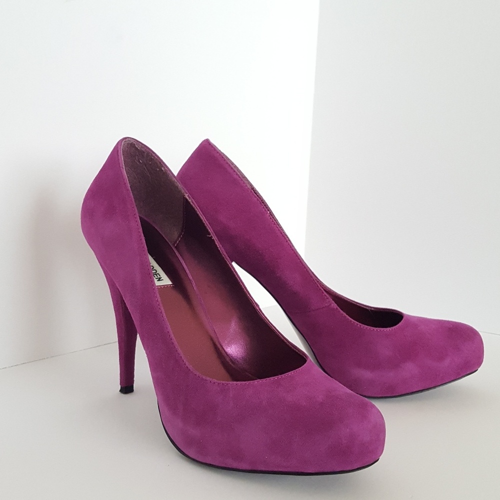 Steve Madden fuchsia heels
